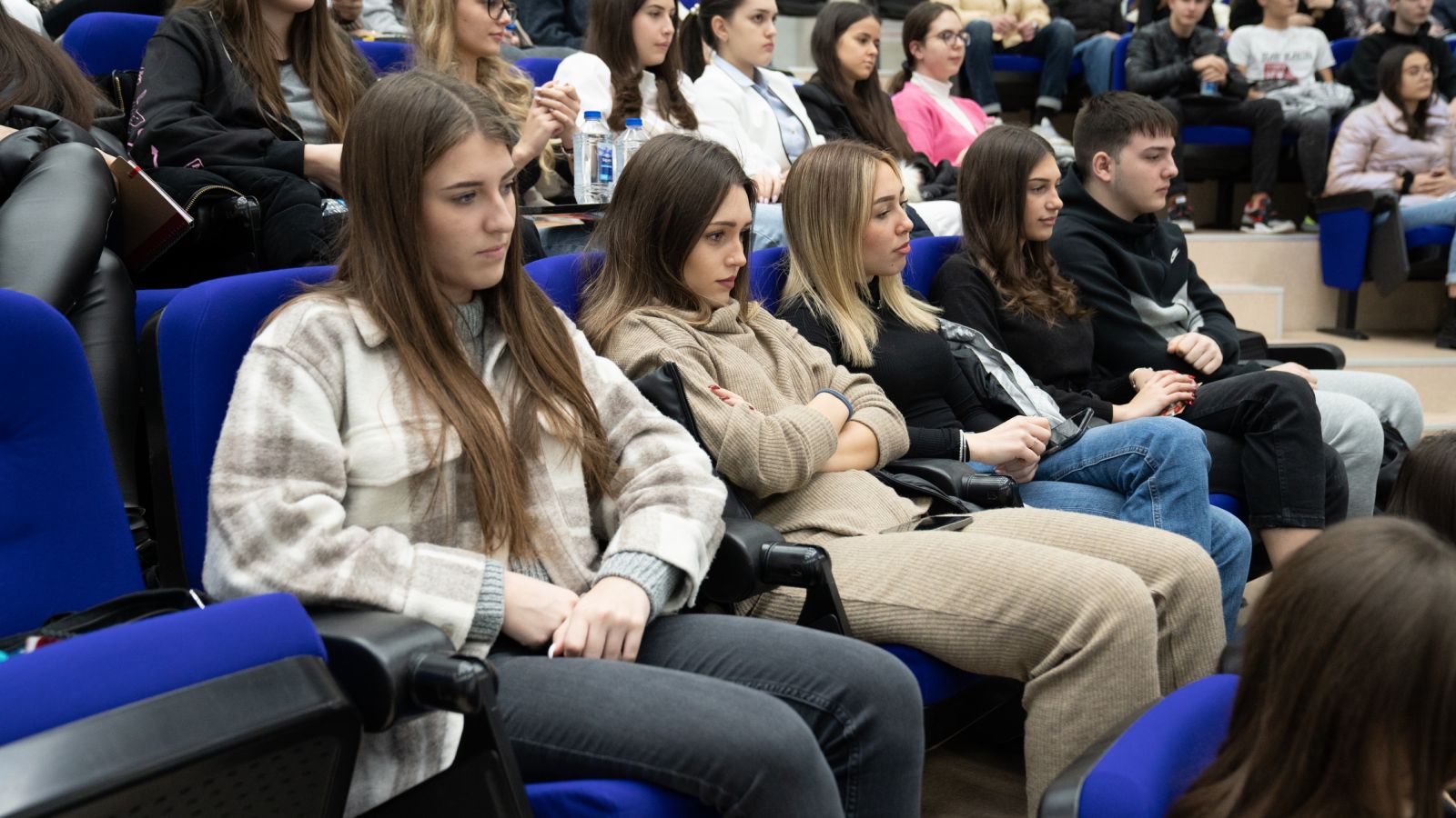 Ден на отворените врати в Центъра за компетентност с ученици от СУ „Иван Вазов“ – Плевен се проведе на 4 декември 2023 г.